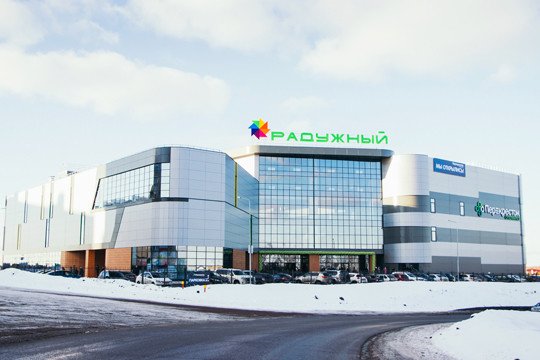 ТРЦ Радужный город Казань. Установка защитных стальных рольставен
